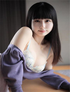 《精品在线观看一区-美女脱得一二净的少女》