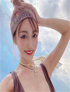 《肉乳床欢无码A片120秒-替身宠妾》