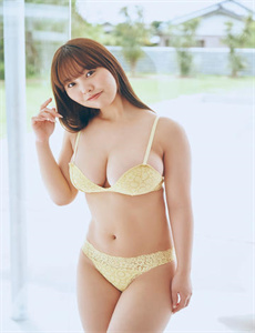 《草莓榴莲向日葵秋葵香蕉免费-亚洲熟女乱色综合一区》